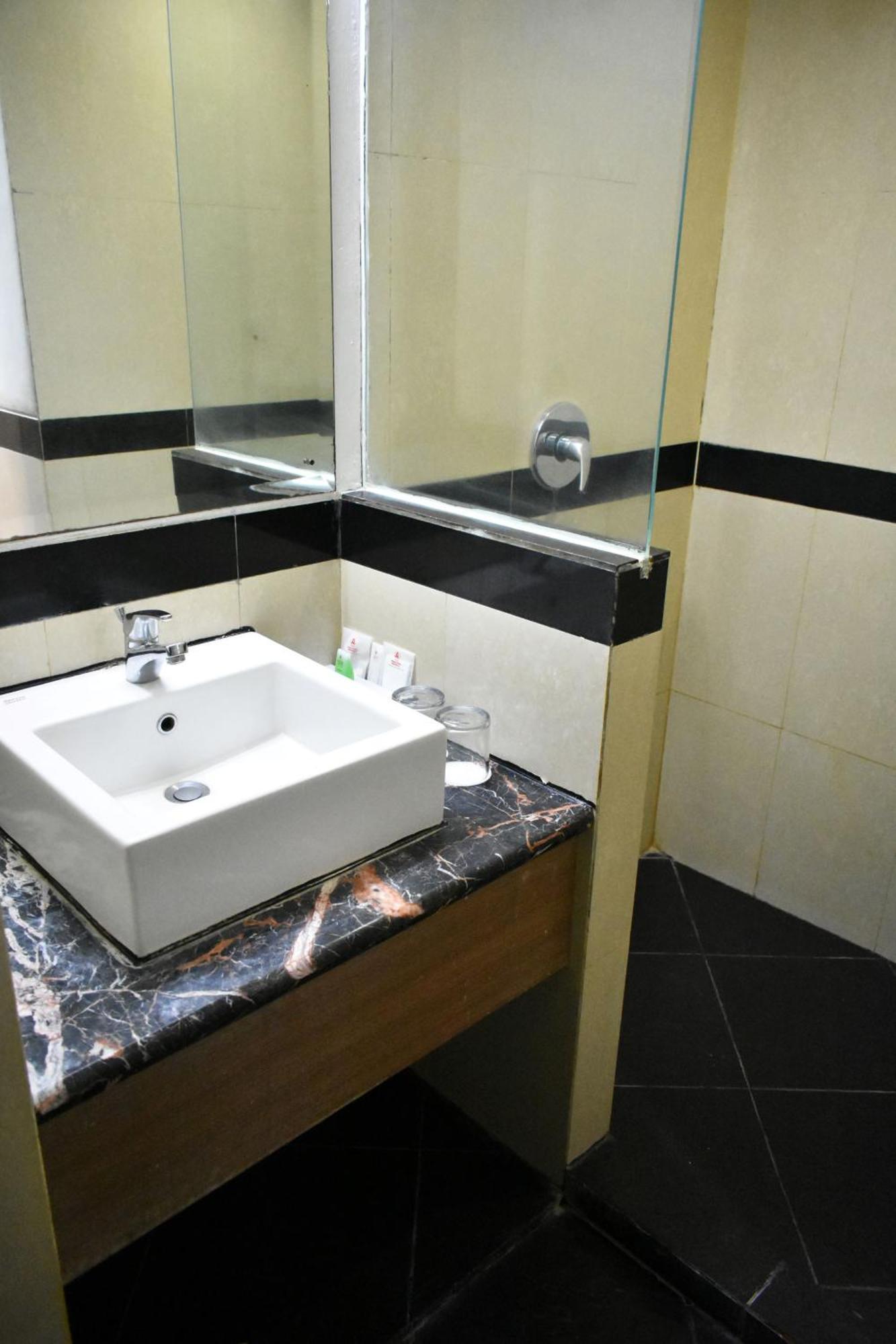 Abadi Hotel Malioboro Yogyakarta By Tritama Hospitality Zewnętrze zdjęcie