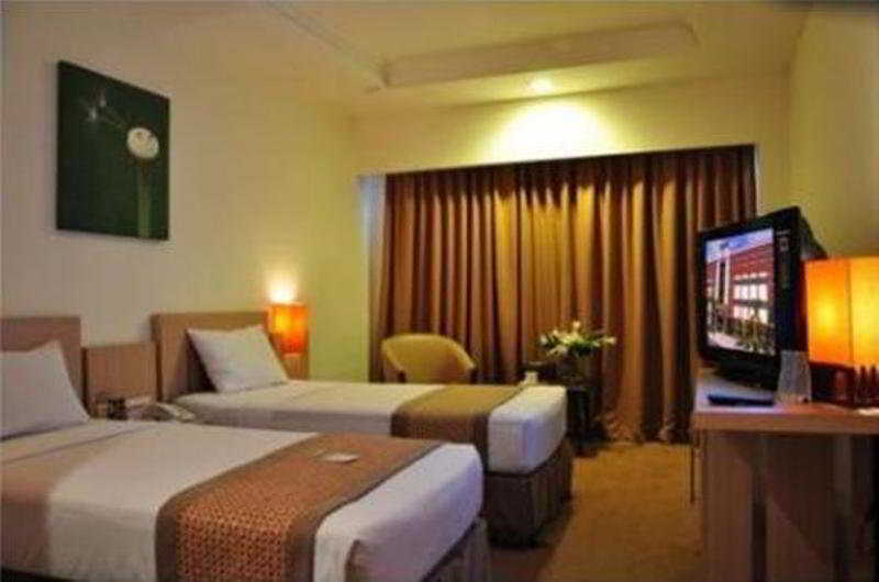 Abadi Hotel Malioboro Yogyakarta By Tritama Hospitality Zewnętrze zdjęcie